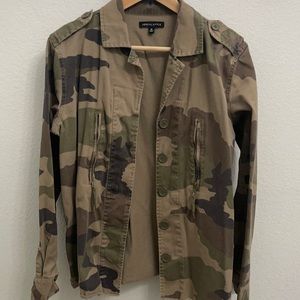 Camo Jacket Kendall & Kylie PAC Sun